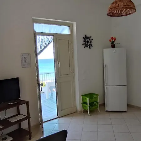 San Lorenzo - A Pochi Passi Dal Mare Holiday home Reitani